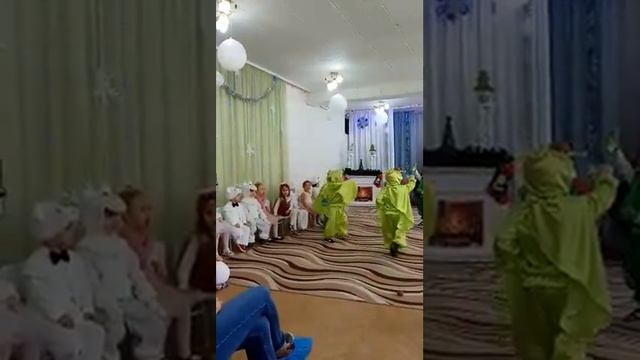 Новогодний утренник в детском саду 182, г.Кишинев смотреть онлайн