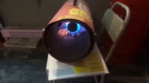 Газовая пушка в гараже. Обзор от DEDа.