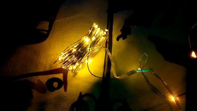 Желтая и зелёная гирлянда капелка смотреть онлайн