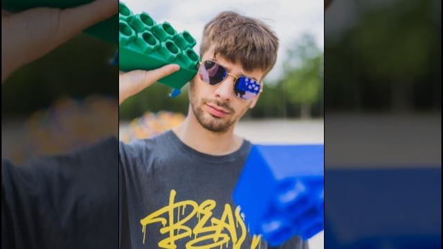 ЭРОН ДОН ДОН подними свой телефон смотреть онлайн