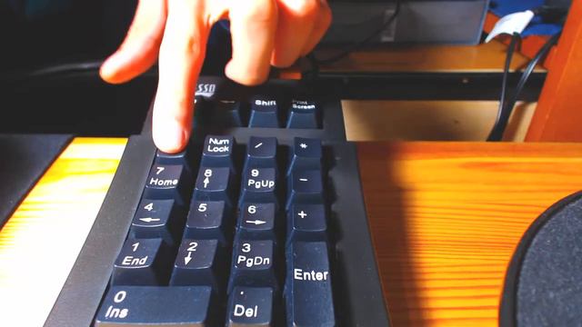 Adesso AKP-220B mechanical numeric keypad review смотреть онлайн