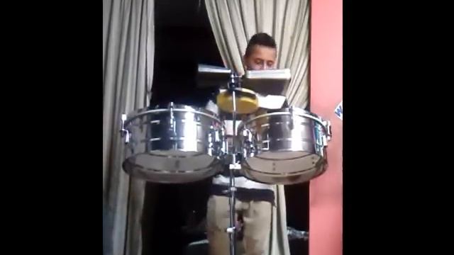 solo de timbal, ritmo rapiido acompañado con guiro смотреть онлайн