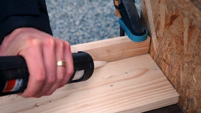 Makita DCG180, sau cum sa aplici siliconul rapid si usor cu un pistol electric cu acumulator смотреть онлайн