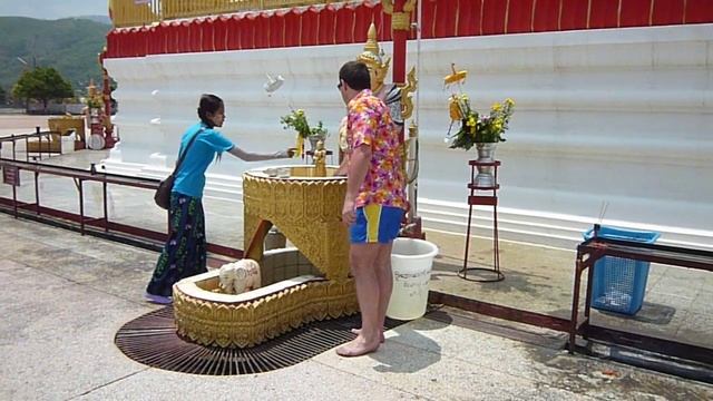 Очистил Карму в Бирме 2012 смотреть онлайн