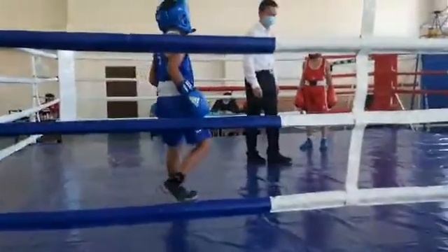 Бокс Али-М против Алекс бокс .финал смотреть онлайн