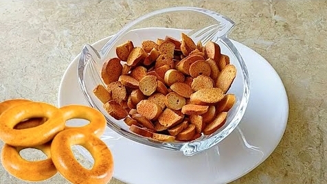 КАК приготовить ХРУСТЯЩИЕ СУХАРИКИ из БАРАНОК - ВКУСНЕЕ, чем из МАГАЗИНА ! смотреть онлайн