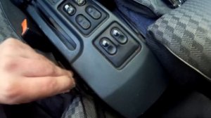 Установка подлокотника и замена амортизаторов багажника на ваз 2112