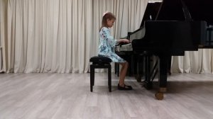 Полякова Мария, фортепиано, комп. И. Кореневская «Дождик»  ТриУмф