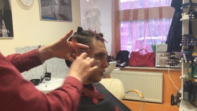 Как стричь височную зону в мужской стрижке смотреть онлайн