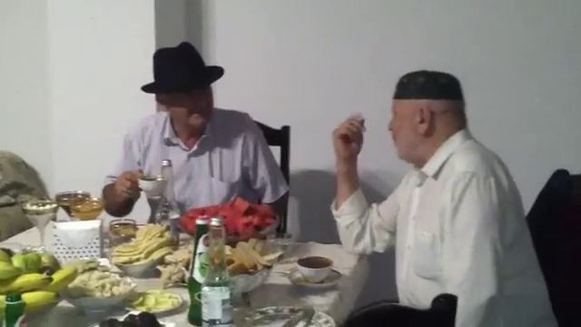Куда не глянь брат. Везде тебя встречают.👍 смотреть онлайн