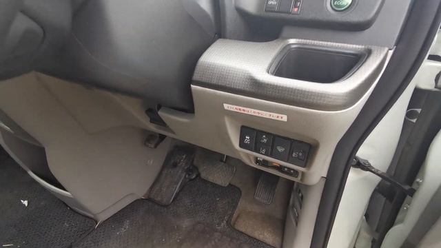 КРАТКИЙ ВИДЕООБЗОР HONDA STEP WAGON 2017 ГОДА, ДВС 1500 СС, ПРИВОД 4ВД смотреть онлайн