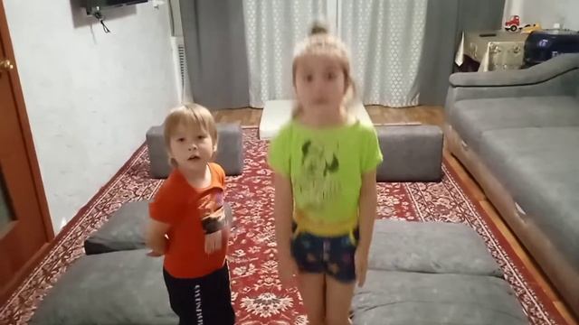 Весёлые соревнования . Как занять детей дома  .