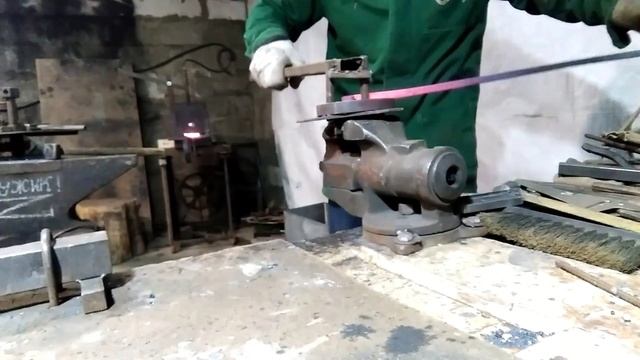 кованый рисунок,из 12квадрата с корзинками, кузня,кованные элементы,художественная ковка,кондуктор. смотреть онлайн