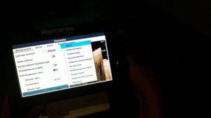 Raymarine Element 9HV первые впечатлени обзор.Датчик HV-100 с частотой 1.2 Мгц, HyperVision и 3D