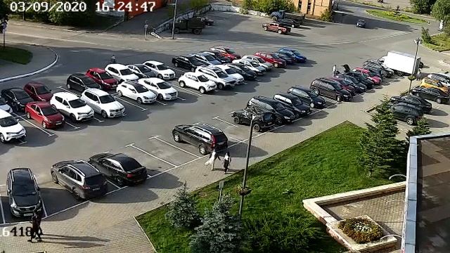 таранит машину смотреть онлайн