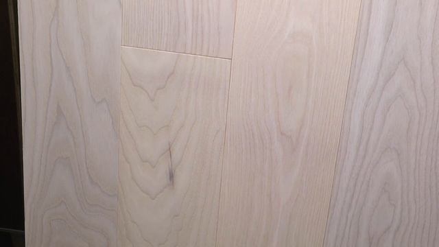 Трендовые напольные покрытия. Вид укладки паркетной доски. смотреть онлайн