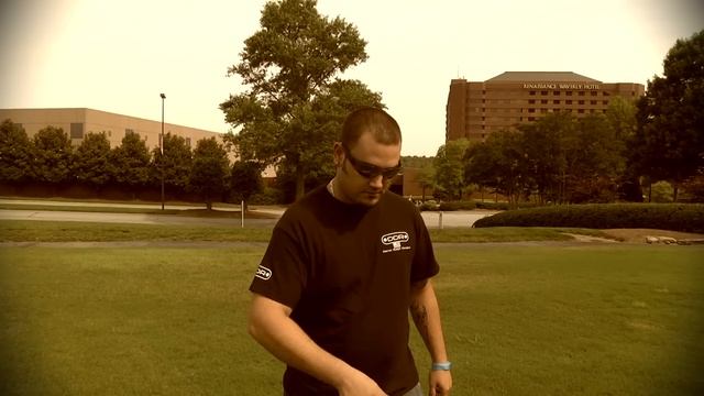 Butterfly Knife Flipping: Why? смотреть онлайн