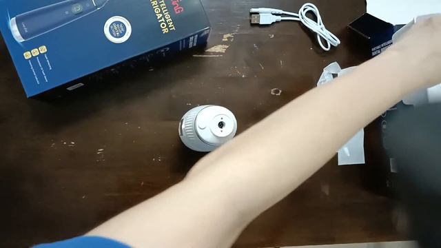 Unboxing Oral-King Portable Dental Irrigator ASMR (with the usual clumsiness) смотреть онлайн