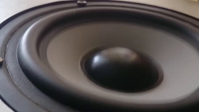 Сабвуфер SVEN SPS-860 смотреть онлайн