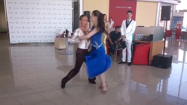 SAMBA Sander & Katerina смотреть онлайн