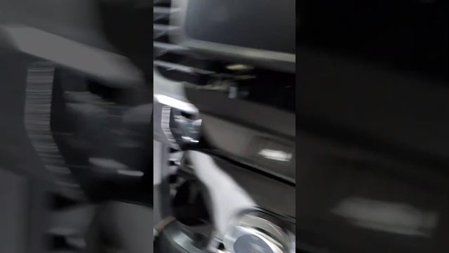 How to remove factory radio Renault Trafic/Master/Vivaro Easylink 2022/2023 смотреть онлайн