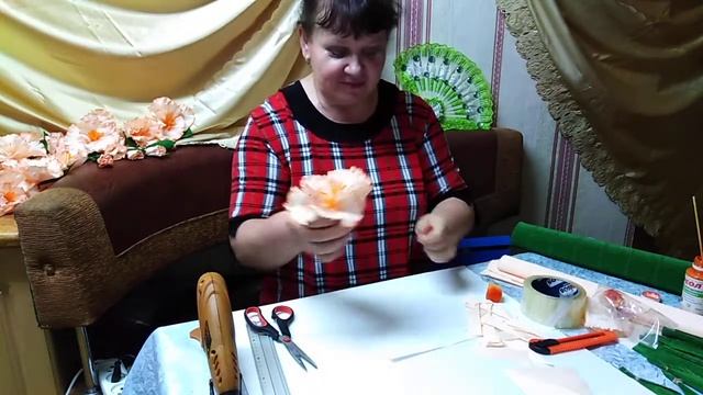 Гладиолус из гофрированной бумаги от Катюши смотреть онлайн