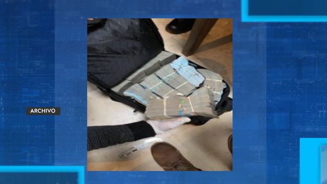 Giran orden de captura contra ex ministro de comunicaciones, José Luis Benito смотреть онлайн