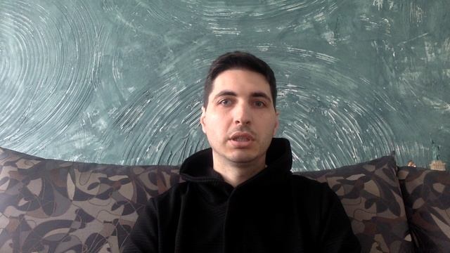 Для тех, кто инвестирует в жилую недвижимость и хочет освоить коммерческую недвижимость.