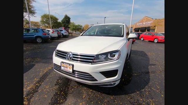 2016 Volkswagen Touareg Schaumburg IL S7007XA смотреть онлайн