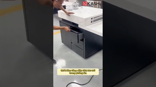 Tại sao lại phải có chiếc bàn này trong nhà смотреть онлайн