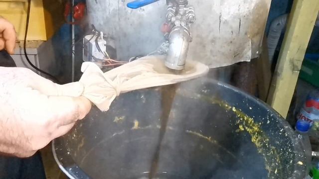 Воск. Часть 2. Очищение воска. смотреть онлайн