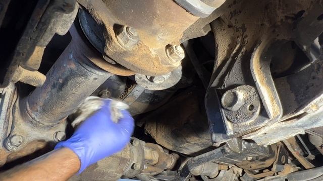 1988-1995 Toyota Truck/4Runner 3.0 V6 Oil Change How-To смотреть онлайн