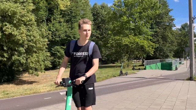 Как разблокировать самокат BOLT в Польше? Сколько стоит поездка? #bolt #самокат смотреть онлайн