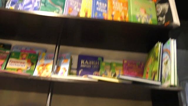 День со мной | Влог | Школа | Подарки | Жучок смотреть онлайн