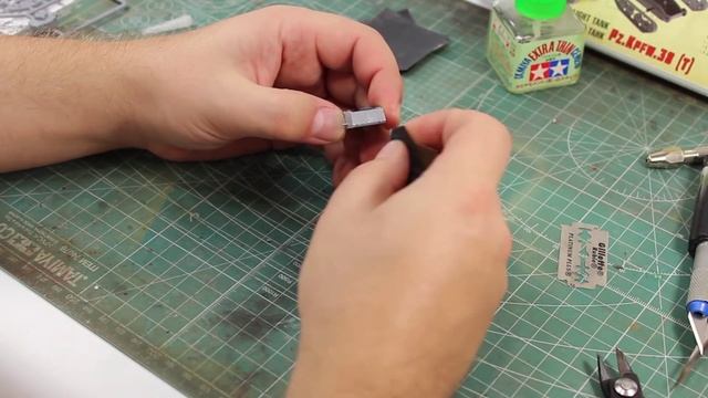 Как собрать Pz.38(t) от Звезды 1/100 Часть I, Введение, история, начало сборки. WIP Pz38(t) смотреть онлайн