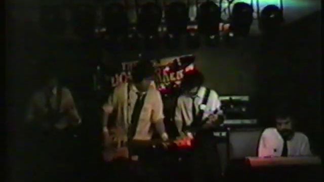 Don Parker Band - Suzie - Nancy, Nancy - Red Light.mp4 смотреть онлайн