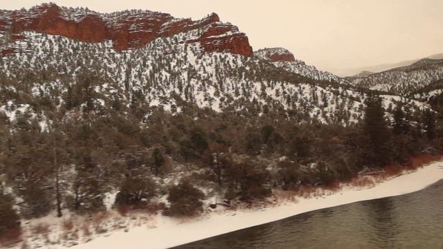 Winter Train Scenery from Amtrak's California Zephyr смотреть онлайн