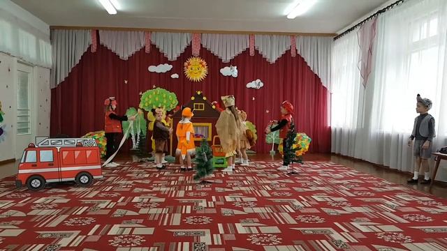 Номинация "Азбука безопасности" (театрализованное представление). Воспитатель Шевко А.Н. смотреть онлайн