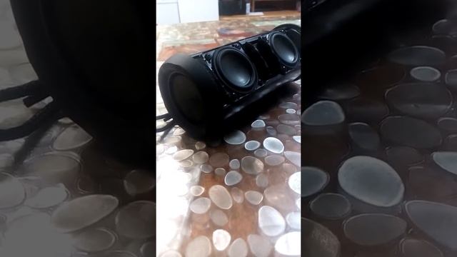 Басс тест колонки jbl Flip 3 смотреть онлайн