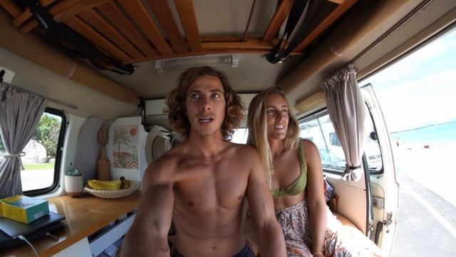 The Whitsundays | Whitehaven Beach & Snorkelling the Great Barrier Reef! | Travel Vlog Ep. 6 смотреть онлайн
