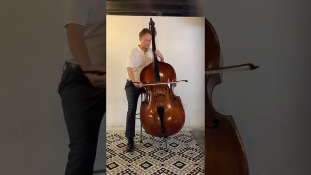 J S Bach Suite # 1 - Prelude смотреть онлайн