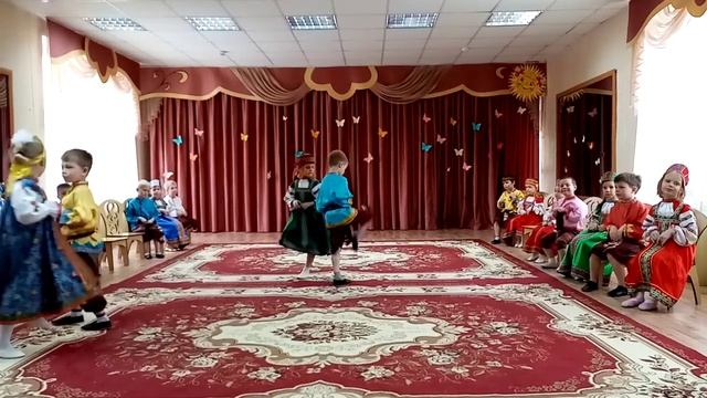 Коллективный танец "Шёл Козёл по лесу". смотреть онлайн