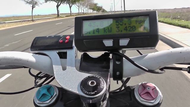 Electric Downhill Bike (66 mph run) смотреть онлайн