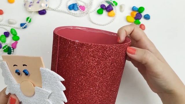 ПОДАРОЧНАЯ КОРОБОЧКА из пластиковой бутылки своими руками/ ДЕД МОРОЗ своими руками / ИдейкиЗаКопейк смотреть онлайн