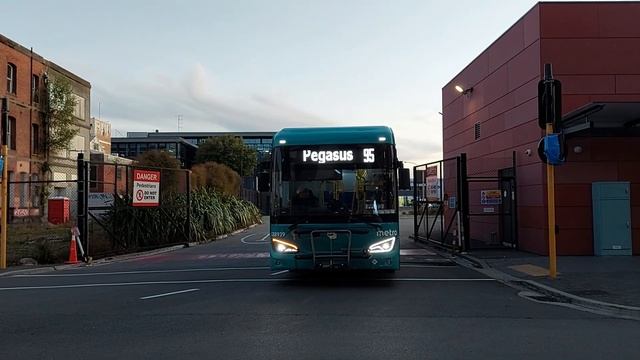 Geely C12ENZ GB8939 on 95 Pegasus exists Bus Exchange onto Litchfield Street in Christchurch. смотреть онлайн