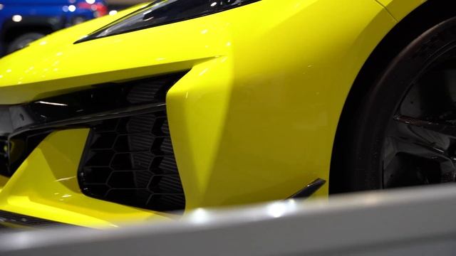 2023 Chevy Corvette Z06 Review! - 2023 Chicago Auto Show смотреть онлайн
