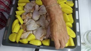 Куриные ножки с картофелем по деревенски