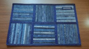 Коврик из старых джинсов.