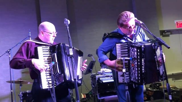 Steve Meisner Band - Maple Crest Polka/Mozart's Polka (Illinois Polka Festival 2/2/19) смотреть онлайн