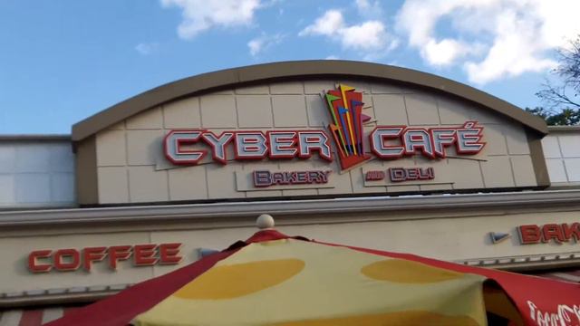 Wifi-less Cyber Cafe at Six Flags Fright Fest 10-26-2013 смотреть онлайн